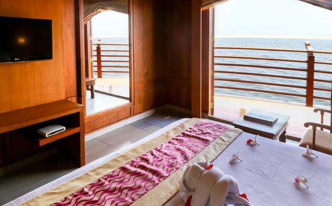 Фото отеля POOVAR ISLAND RESORT 