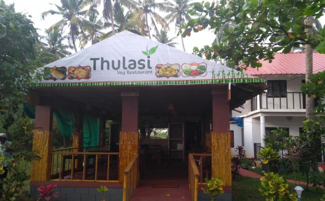 Фото отеля True Blue Beach Resort