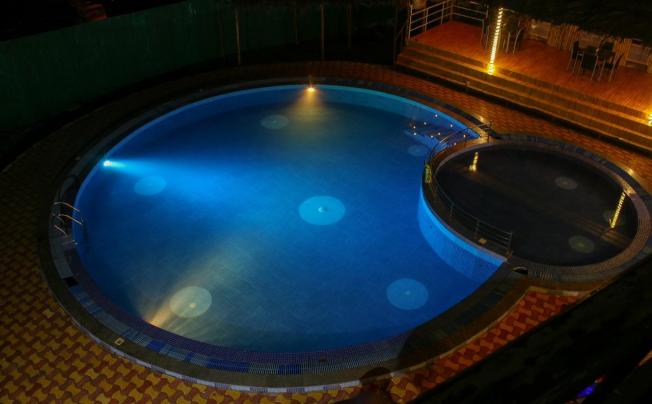 Фото отеля The Gulmohar Resort