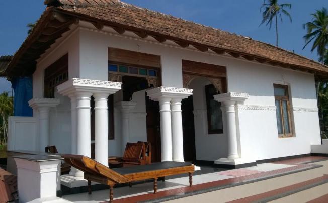 Фото отеля PALM TREE BUNGALOW