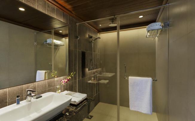 Фото отеля Lazy Lagoon Sarovar Portico Suites