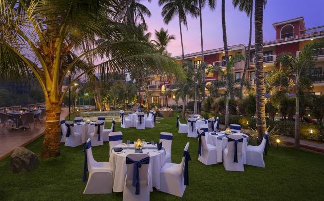 Фото отеля Lazy Lagoon Sarovar Portico Suites