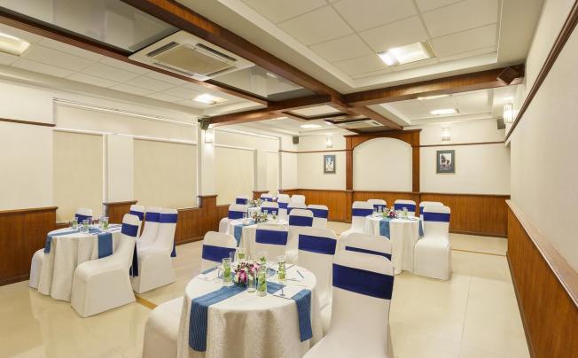 Фото отеля Lazy Lagoon Sarovar Portico Suites