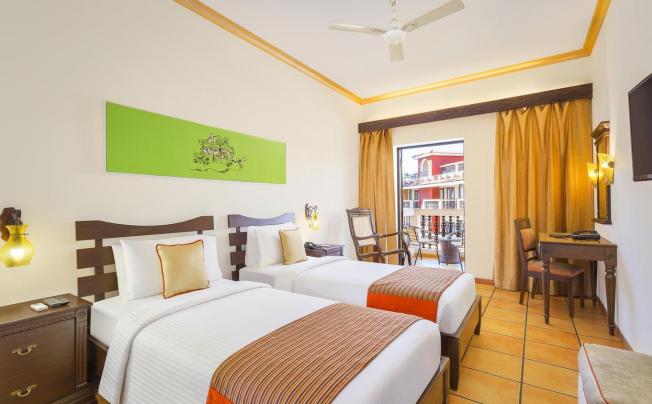 Фото отеля Lazy Lagoon Sarovar Portico Suites