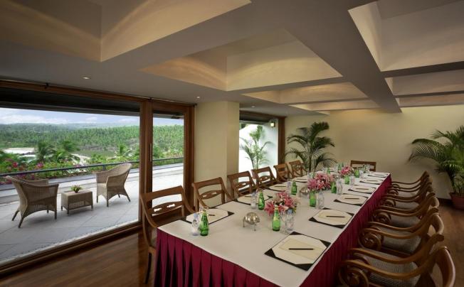 Фото отеля The Leela Kovalam