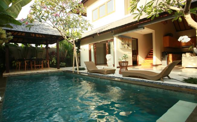 Фото отеля DESA DI BALI VILLAS