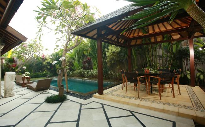 Фото отеля DESA DI BALI VILLAS