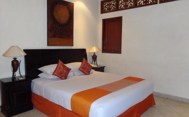 Фото отеля Batu Belig Hotel & Spa