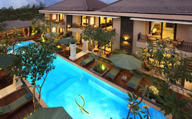 Фото отеля D'penjor Seminyak Hotel