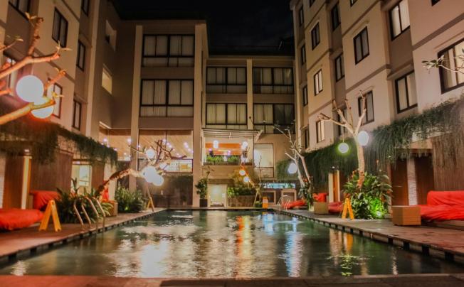 Фото отеля Dafam Savvoya Seminyak hotel