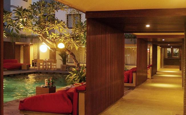 Фото отеля Dafam Savvoya Seminyak hotel