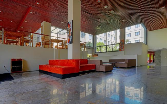 Фото отеля Dafam Savvoya Seminyak hotel