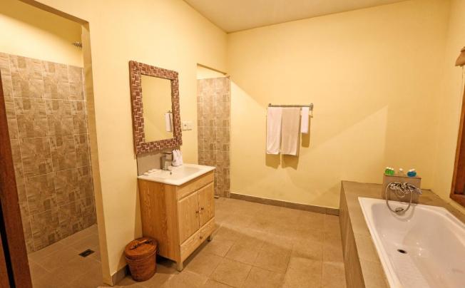 Фото отеля Bhanuswari Resort & Spa