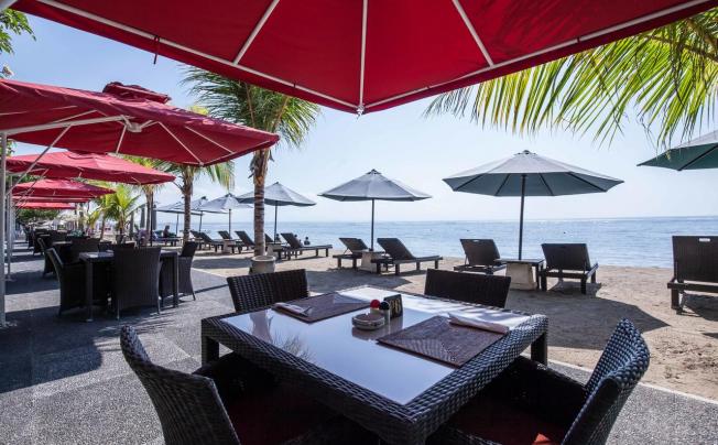 Фото отеля Vila Shanti Beach Hotel