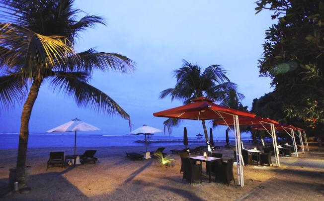 Фото отеля VILA SHANTI BEACH HOTEL