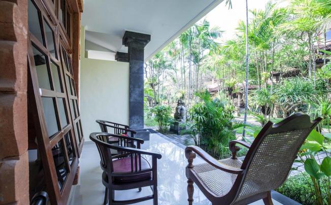 Фото отеля VILA SHANTI BEACH HOTEL
