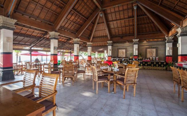Фото отеля VILA SHANTI BEACH HOTEL