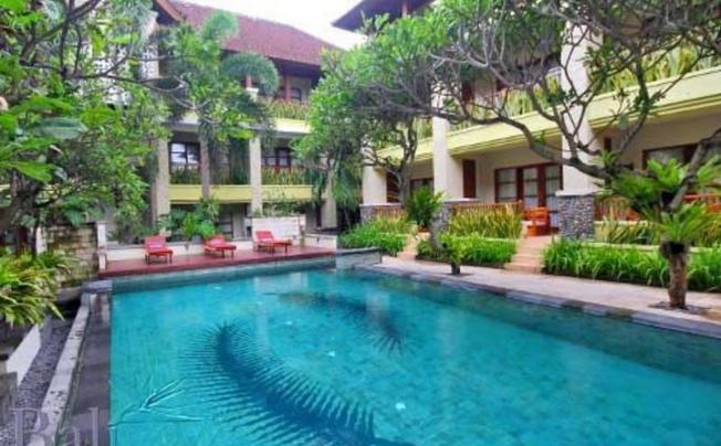 Фото отеля Fourteen Roses Beach Hotel Kuta