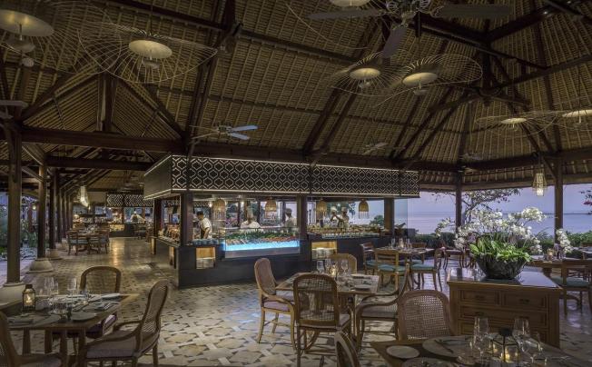 Фото отеля Four Seasons Resort Bali At Jimbaran Bay
