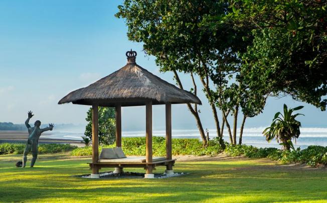 Фото отеля Royal Beach Seminyak Bali