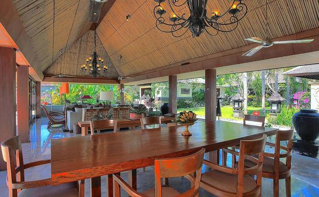 Фото отеля Villa Indah Manis - an elite haven
