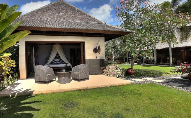 Фото отеля Villa Indah Manis - an elite haven