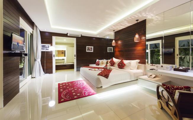 Фото отеля CROWN BALI VILLA SEMINYAK