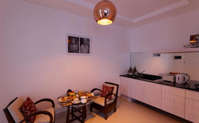 Фото отеля CROWN BALI VILLA SEMINYAK