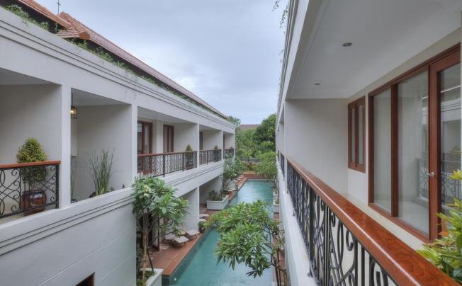 Фото отеля SEMINYAK LAGOON ALL SUITES HOTEL