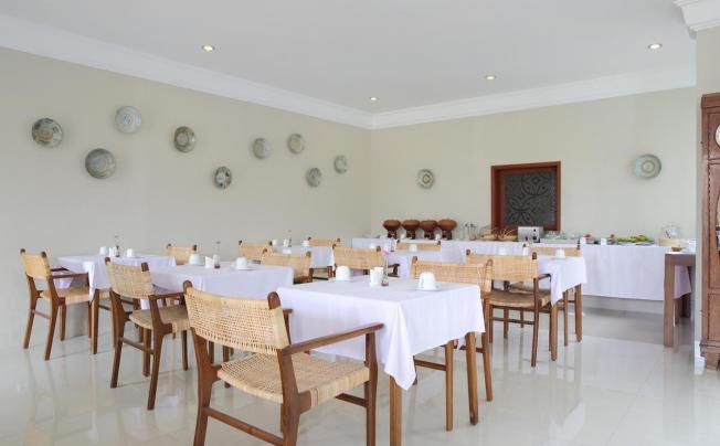 Фото отеля SEMINYAK LAGOON ALL SUITES HOTEL