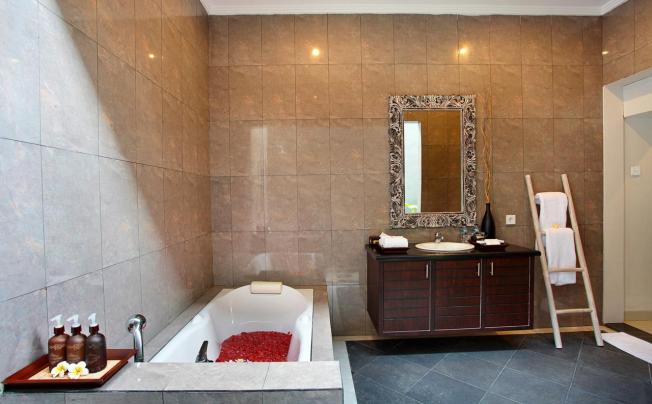 Фото отеля Villa Madhya