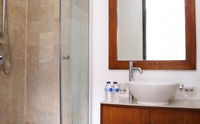 Фото отеля SEMINYAK TOWNHOUSE APARTMENT