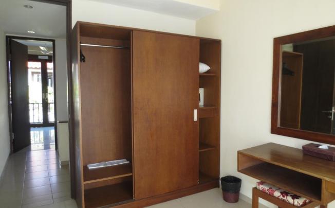 Фото отеля SEMINYAK TOWNHOUSE APARTMENT