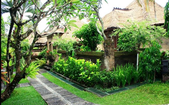 Фото отеля Bali Agung Village
