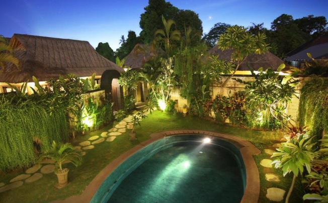 Фото отеля Seminyak Suite private Villa