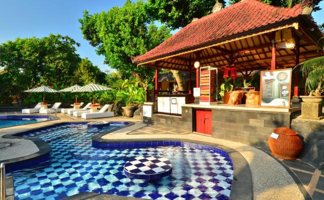 Фото отеля Inna Sindhu Beach Resort & Hotel