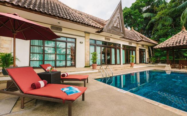 Фото отеля Indra Maya pool villas