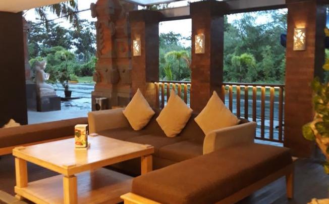 Фото отеля STEENKOOL HOTEL SEMINYAK