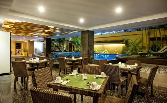 Фото отеля STEENKOOL HOTEL SEMINYAK
