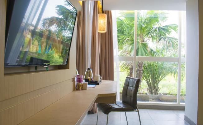 Фото отеля STEENKOOL HOTEL SEMINYAK