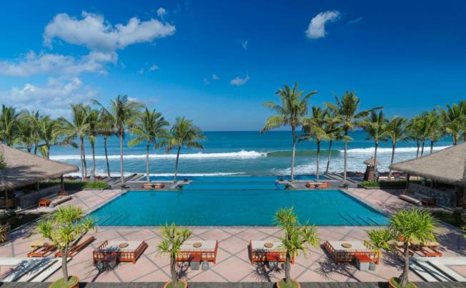 Фото отеля the Legian Bali