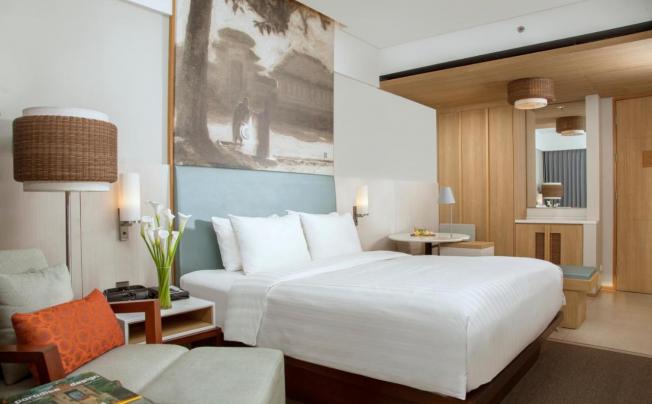 Фото отеля Courtyard by Marriott Bali Seminyak Resort