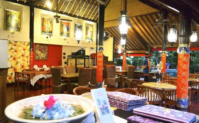 Фото отеля Puri Cendana Resort