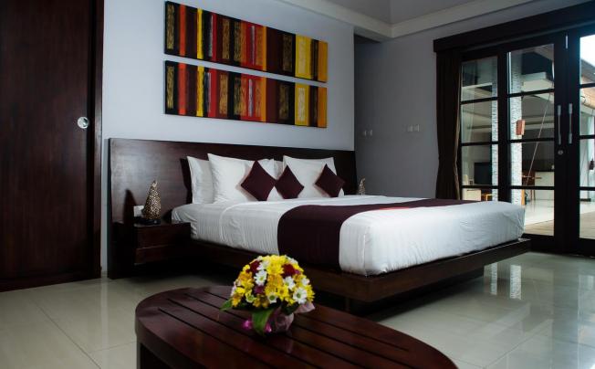Фото отеля THE WOLAS VILLA & SPA