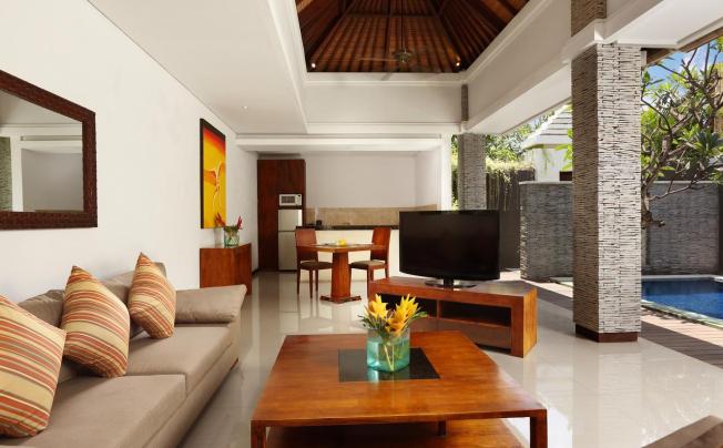Фото отеля THE WOLAS VILLA & SPA