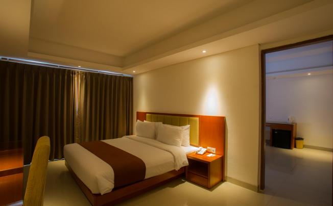 Фото отеля Sun Hotel & Spa legian