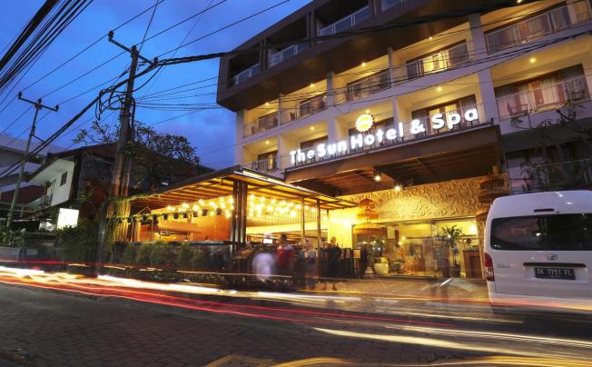 Фото отеля Sun Hotel & Spa legian