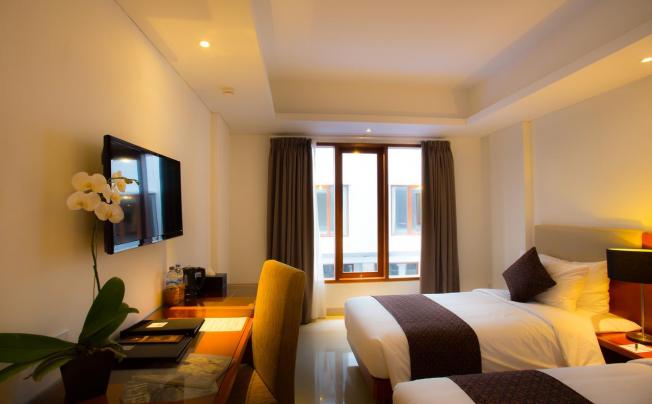 Фото отеля Sun Hotel & Spa legian