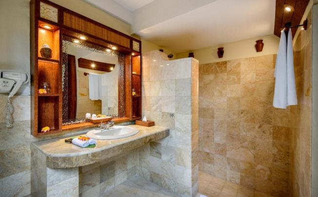 Фото отеля Puri Madawi hotel