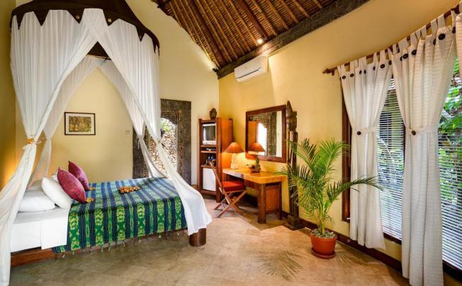Фото отеля Puri Madawi hotel